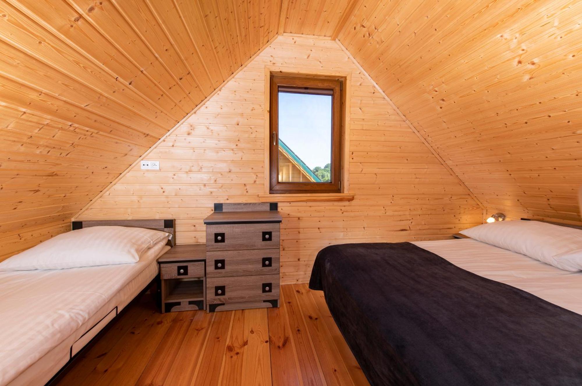 Domki, Apartamenty I Restauracja Wloczega Gąski Buitenkant foto