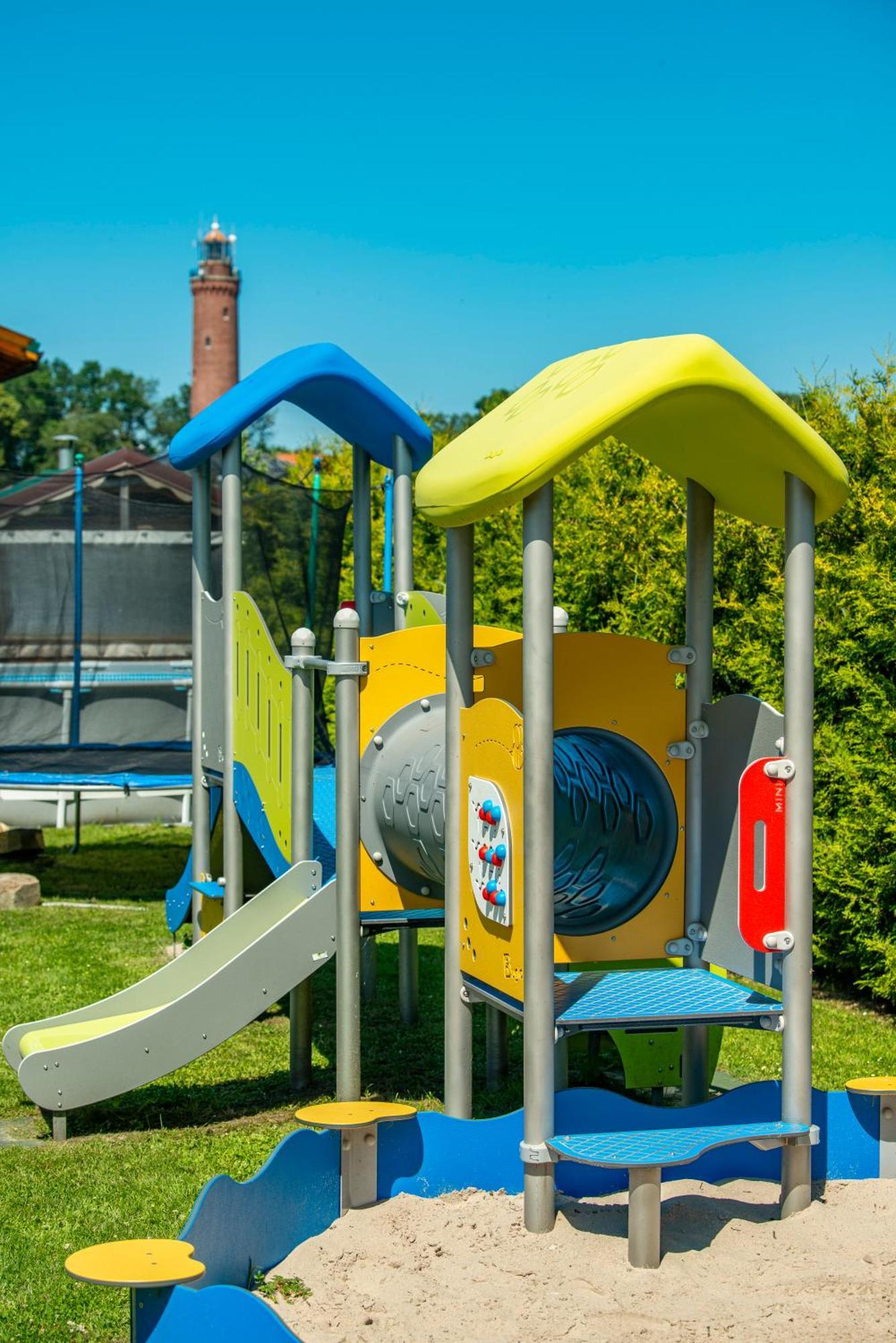 Domki, Apartamenty I Restauracja Wloczega Gąski Buitenkant foto