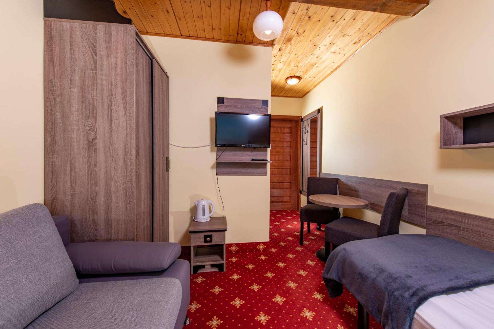 Domki, Apartamenty I Restauracja Wloczega Gąski Buitenkant foto