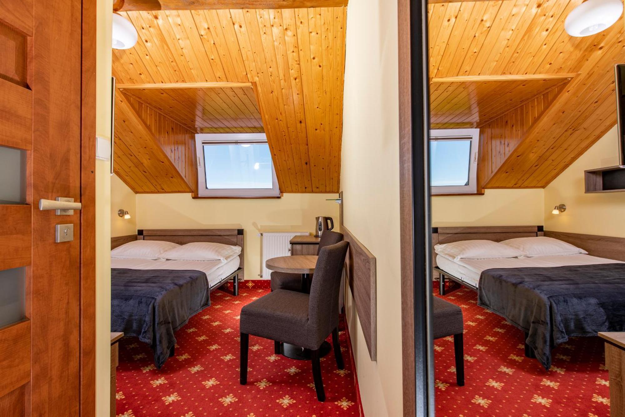 Domki, Apartamenty I Restauracja Wloczega Gąski Buitenkant foto